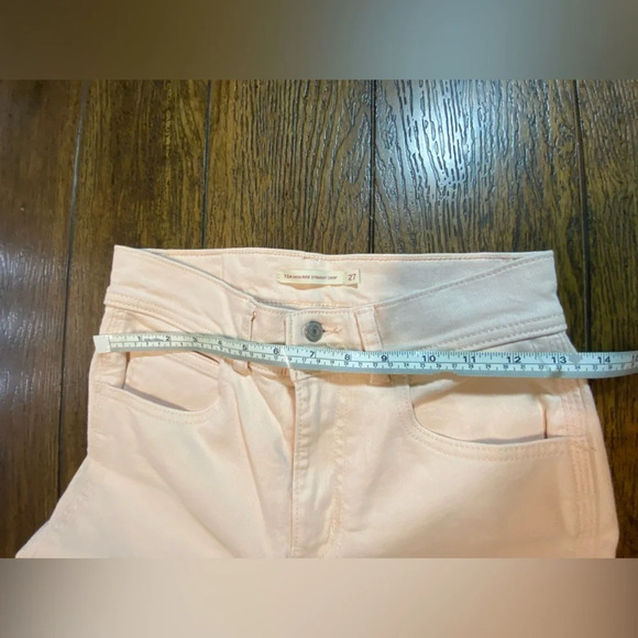 Levi High Rise Straight Crop Light Pink Size 27 B18 - Picture 6 of 7
